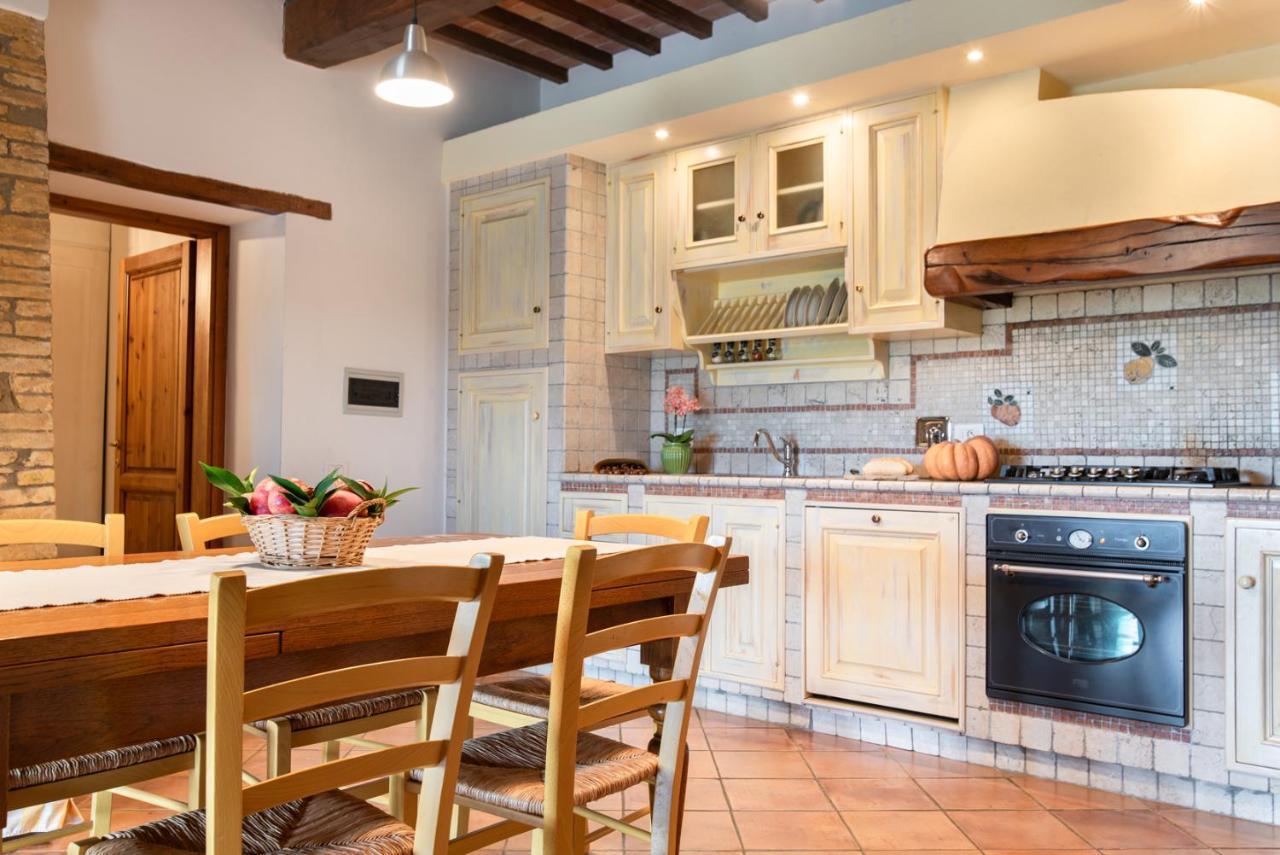 Tavarnelle Val di Pesa Agriturismo La Valle A Polvereto מראה חיצוני תמונה