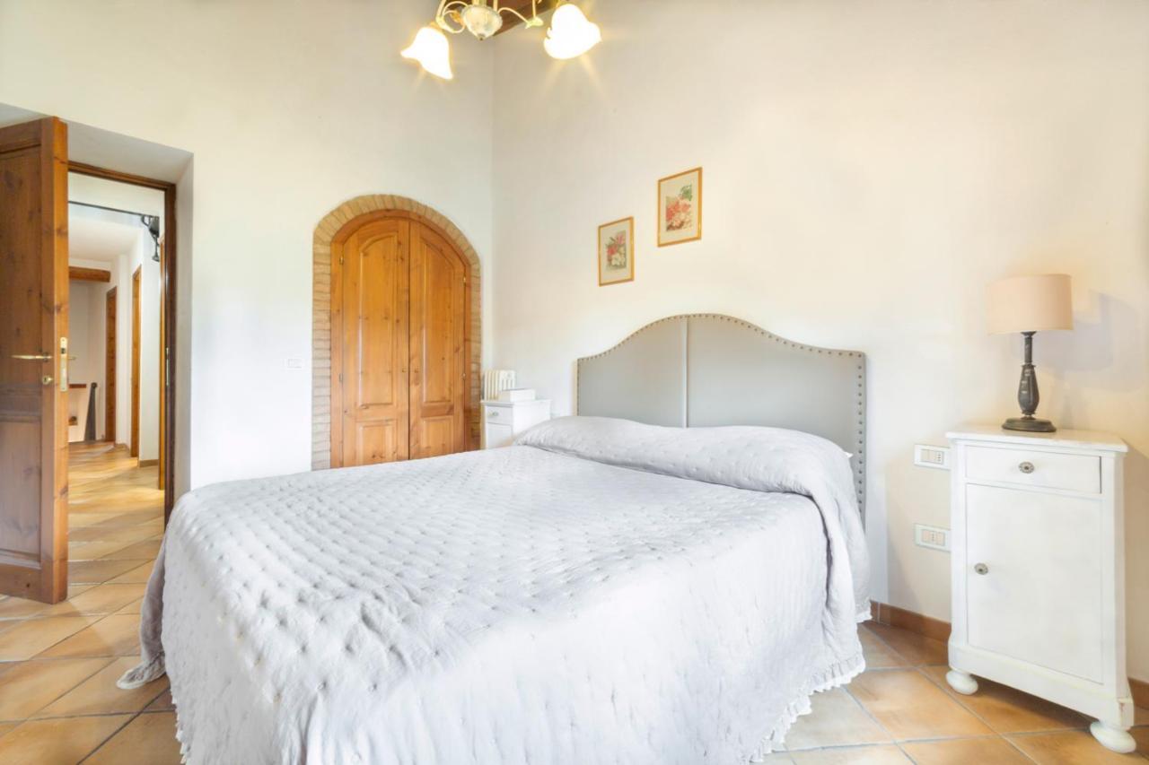 Tavarnelle Val di Pesa Agriturismo La Valle A Polvereto מראה חיצוני תמונה